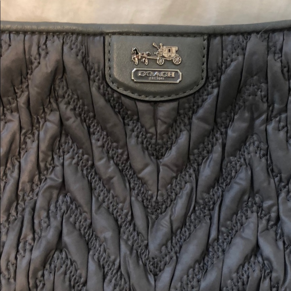 Coach purse - Picture 2 of 3